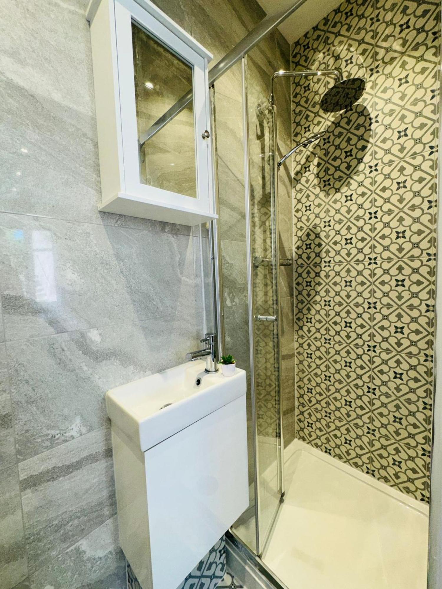 Luxury Central London Flats, Ideal For Tourists מראה חיצוני תמונה